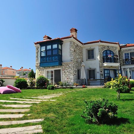 Alacati Sultan Konak Butik Otel ℳℛ Luxury Concept ภายนอก รูปภาพ